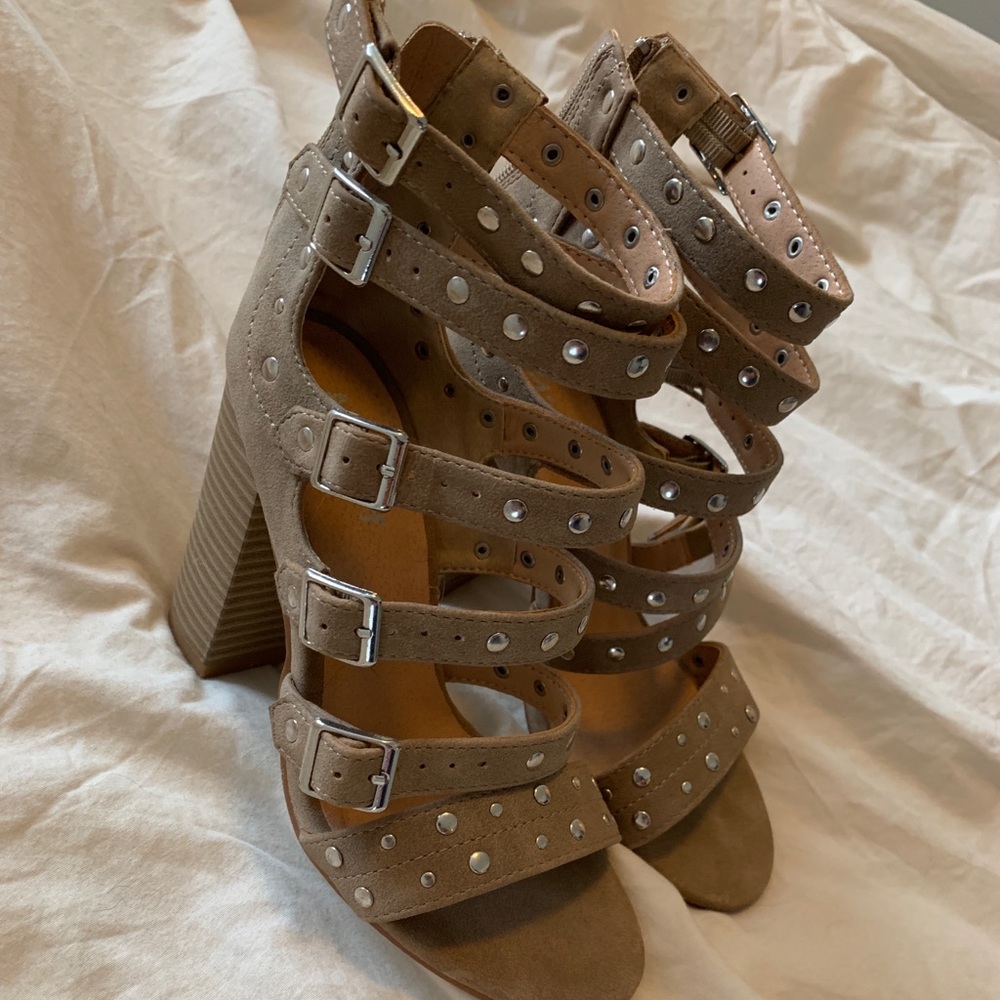 Size 6 buckle heels
